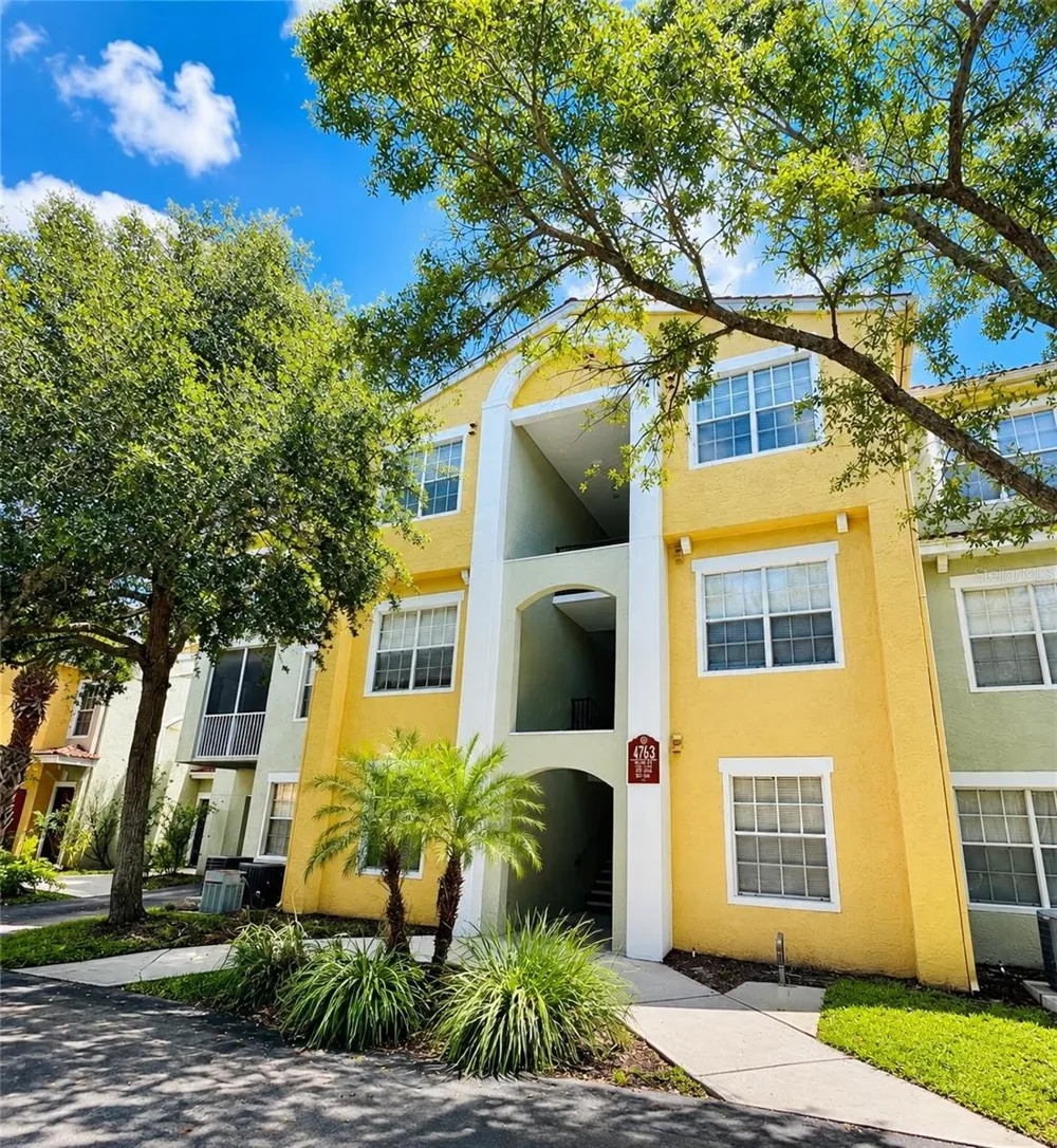 4763 TRAVINI CIRCLE #3-202 Sarasota, FL 34235