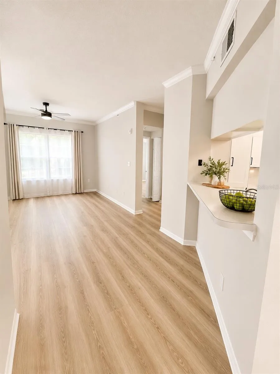 4763 TRAVINI CIRCLE #3-202 Sarasota, FL 34235