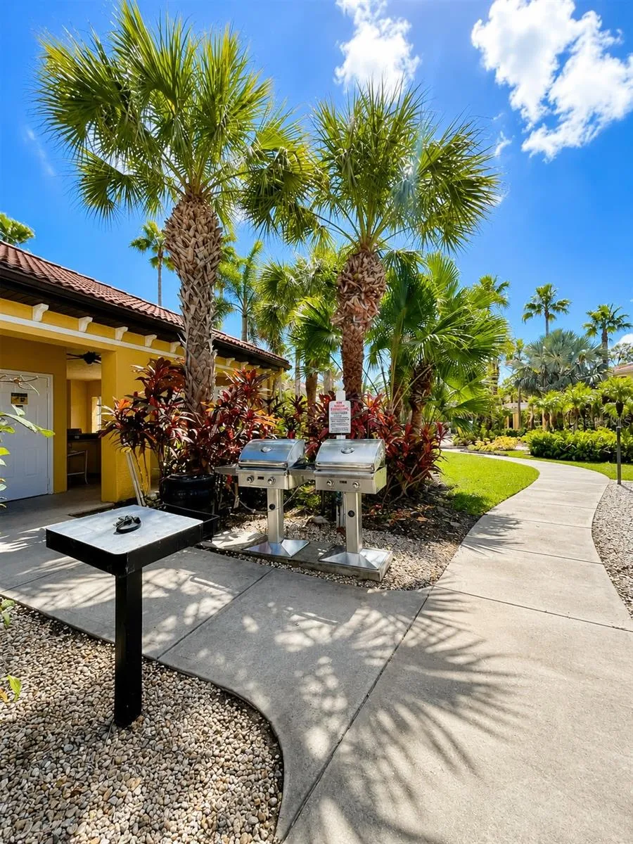 4763 TRAVINI CIRCLE #3-202 Sarasota, FL 34235