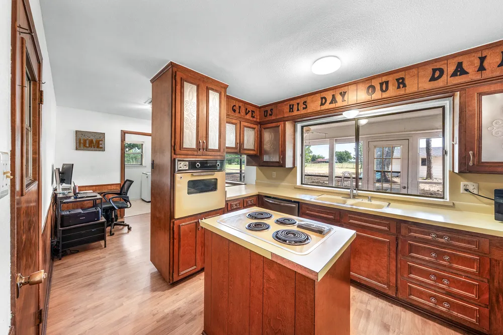 2767 County Road 1112 Brashear, TX 75420