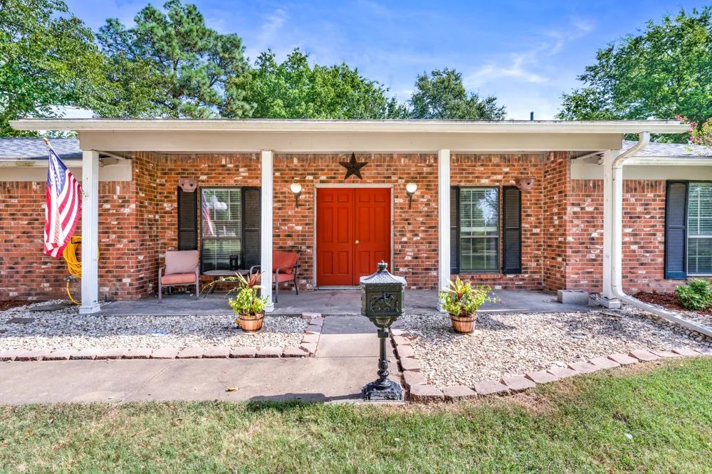 2767 County Road 1112 Brashear, TX 75420