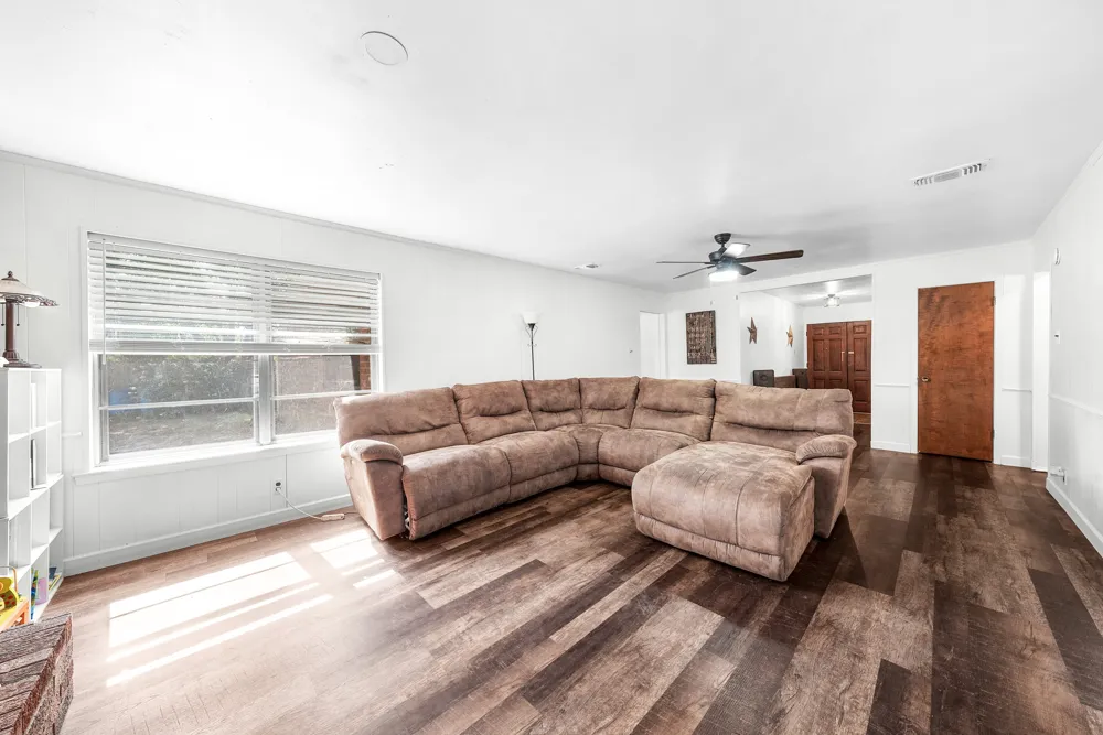 2767 County Road 1112 Brashear, TX 75420