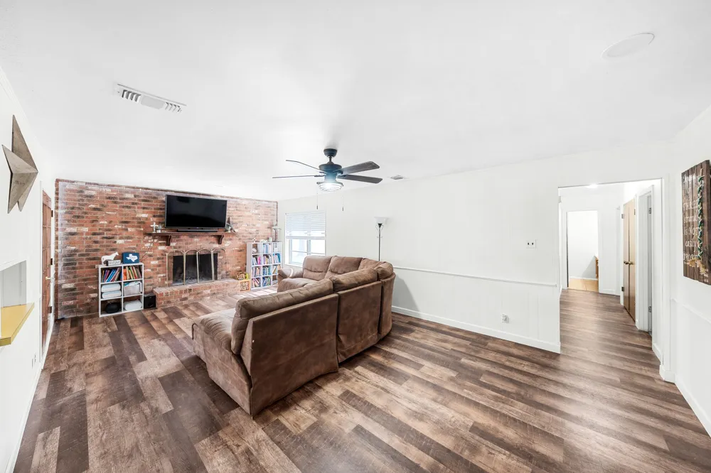 2767 County Road 1112 Brashear, TX 75420