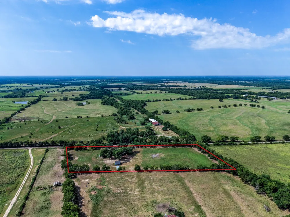2767 County Road 1112 Brashear, TX 75420