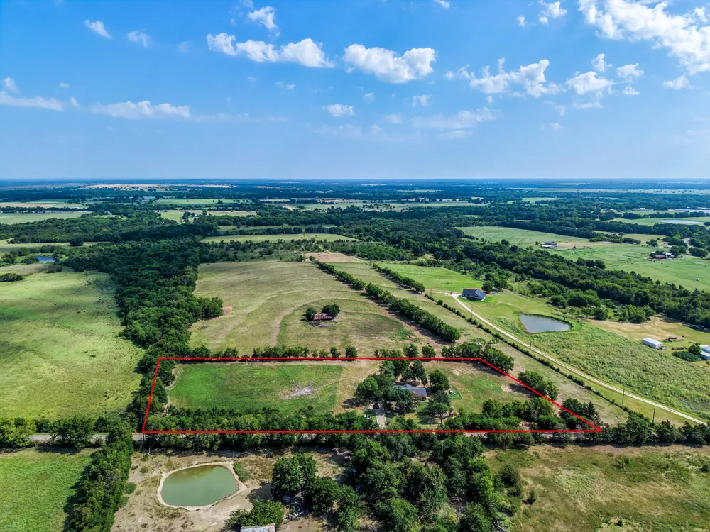 2767 County Road 1112 Brashear, TX 75420