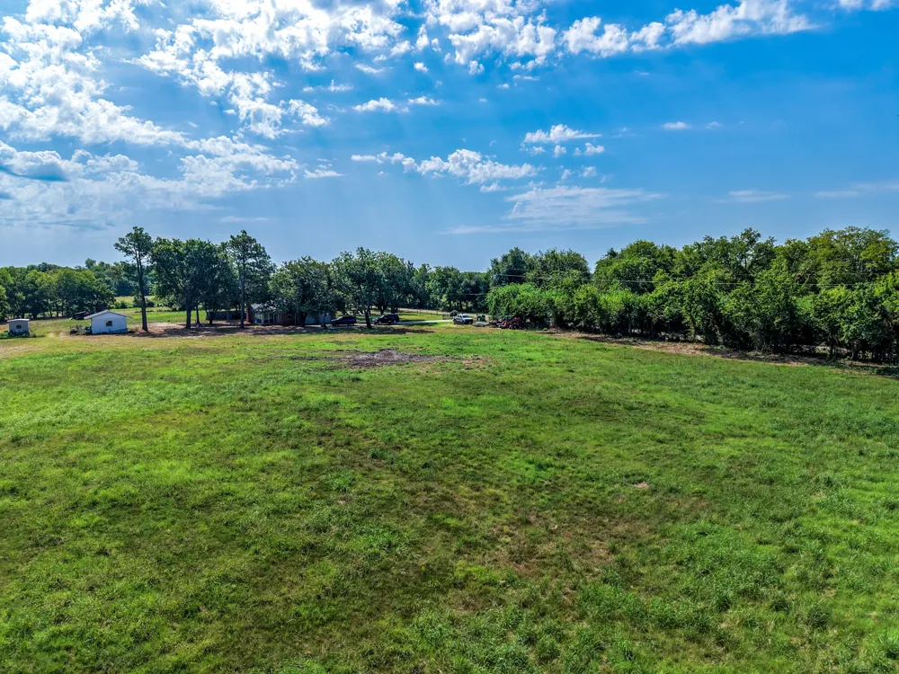2767 County Road 1112 Brashear, TX 75420