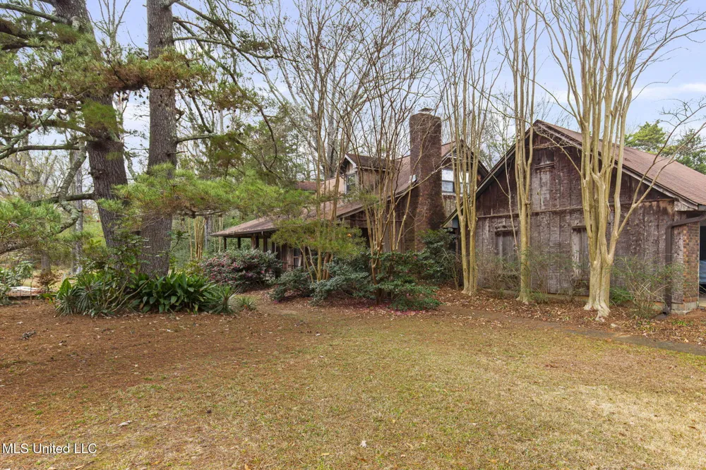 103 Wickstead Drive Clinton, MS 39056