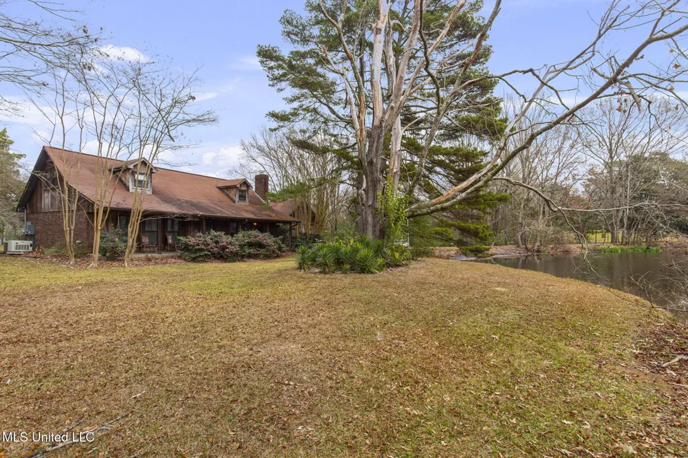 103 Wickstead Drive Clinton, MS 39056