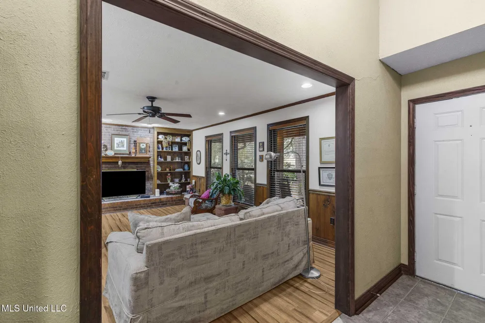 103 Wickstead Drive Clinton, MS 39056