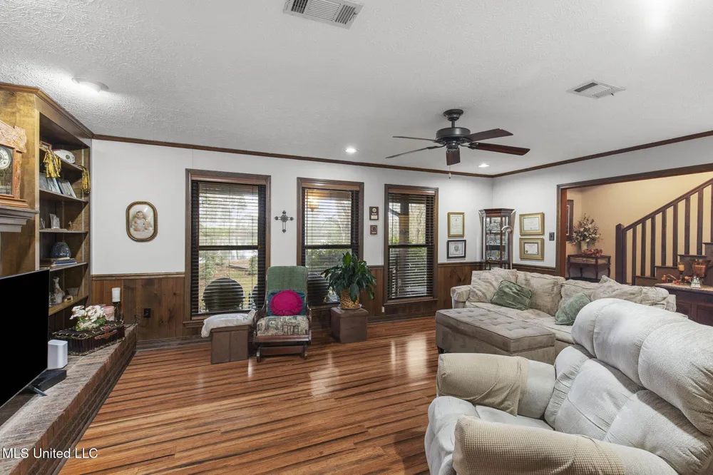 103 Wickstead Drive Clinton, MS 39056