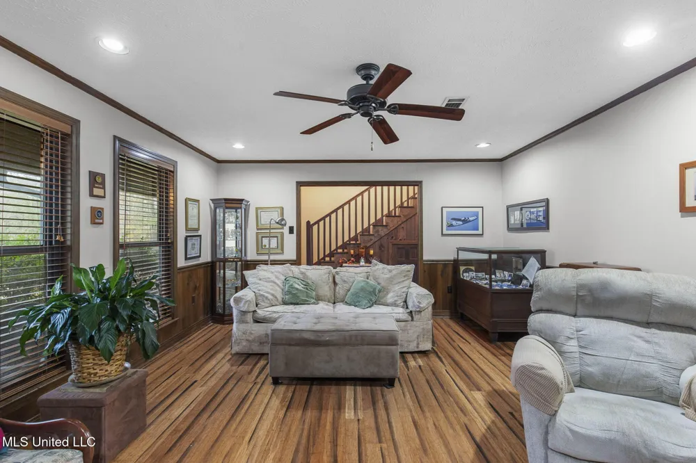 103 Wickstead Drive Clinton, MS 39056