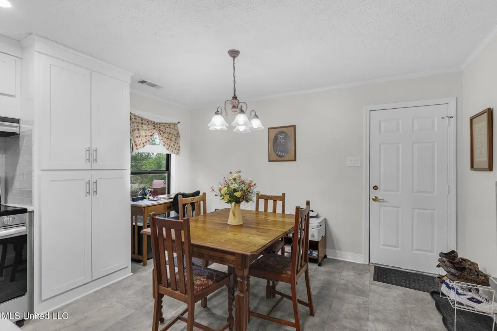 103 Wickstead Drive Clinton, MS 39056