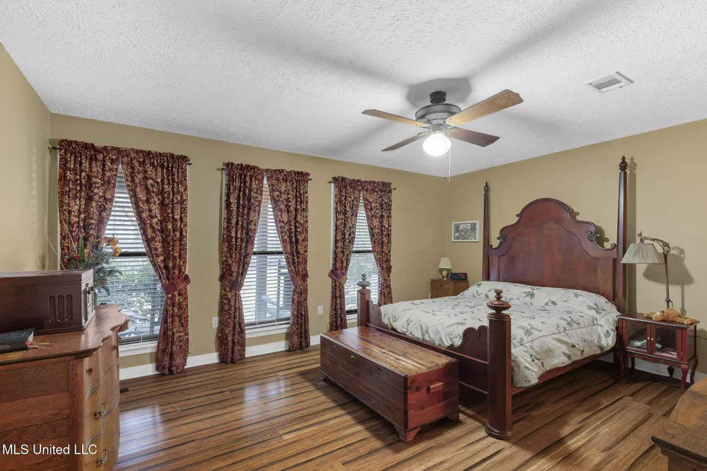 103 Wickstead Drive Clinton, MS 39056