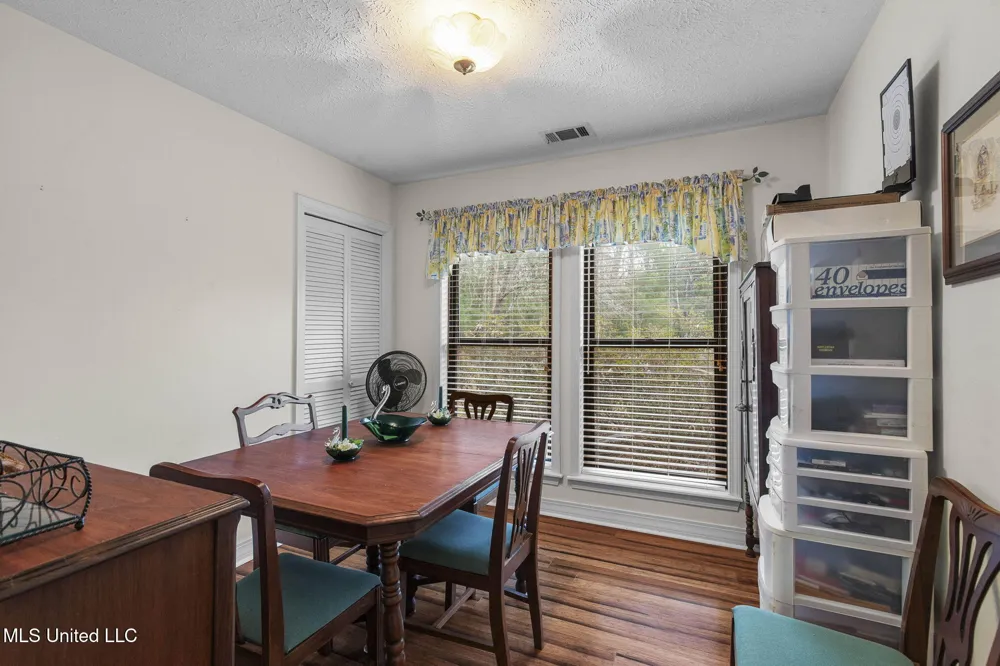 103 Wickstead Drive Clinton, MS 39056