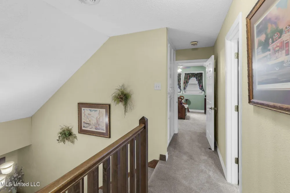 103 Wickstead Drive Clinton, MS 39056
