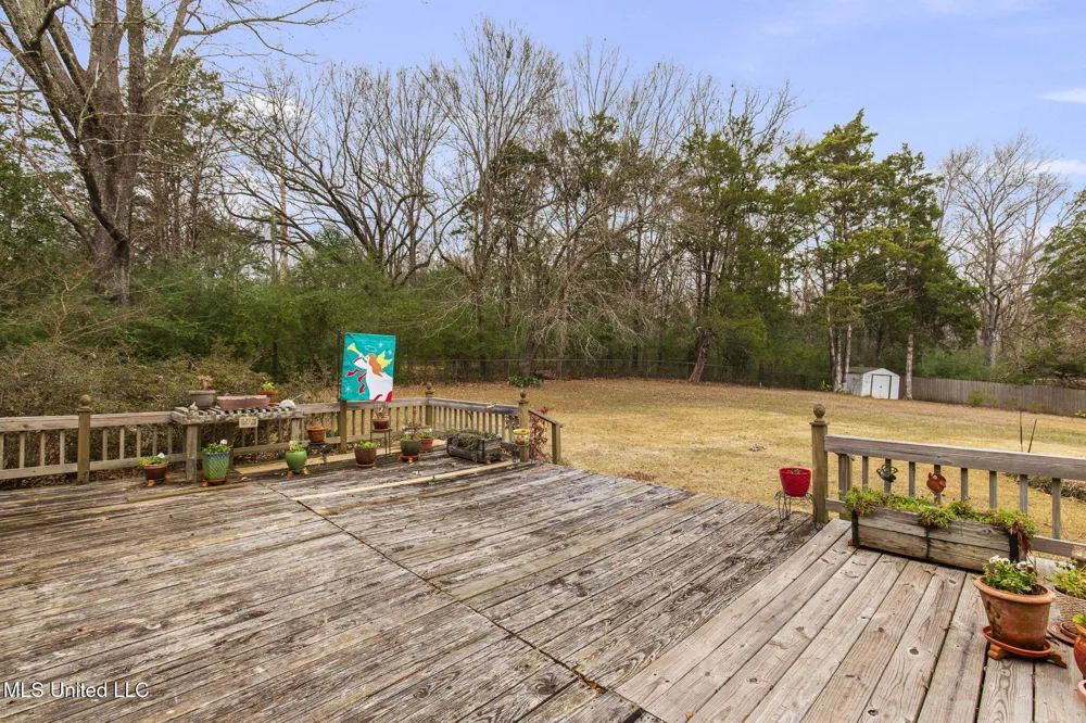103 Wickstead Drive Clinton, MS 39056