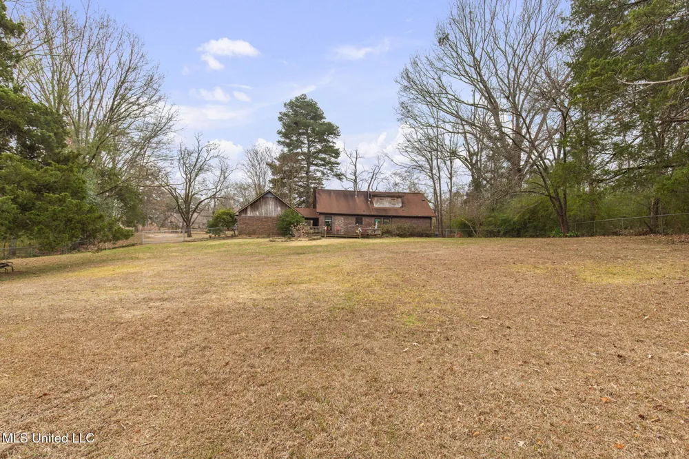103 Wickstead Drive Clinton, MS 39056