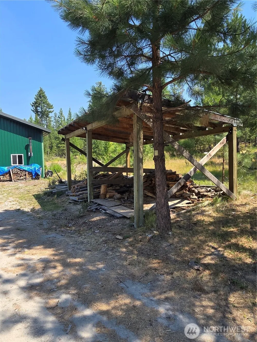 15 Appaloosa Road Tonasket, WA 98855