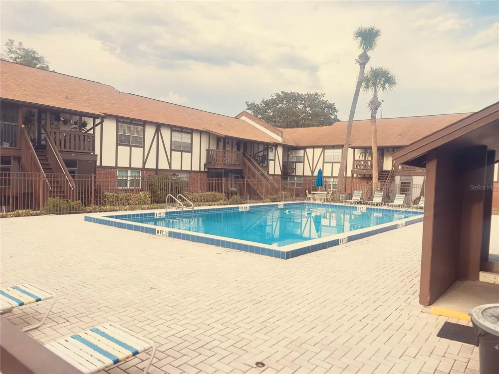 5467 HANSEL AVENUE #H15 Orlando, FL 32809