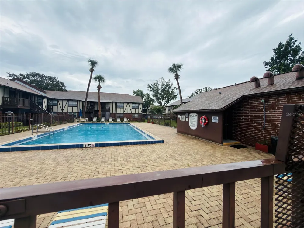 5467 HANSEL AVENUE #H15 Orlando, FL 32809