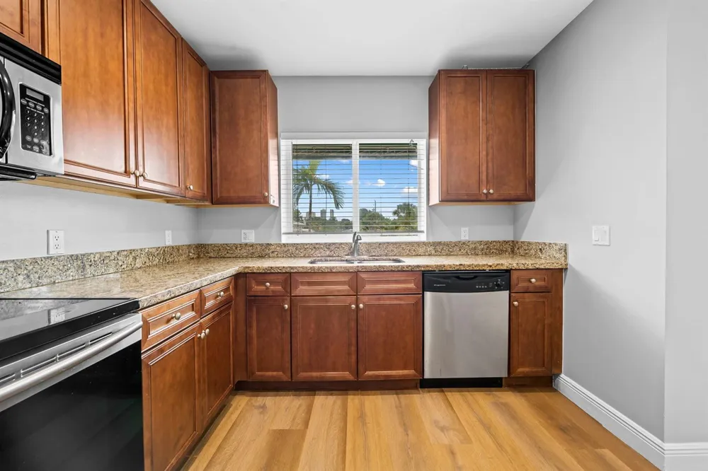 708 SE 15TH STREET #3 Fort Lauderdale, FL 33316