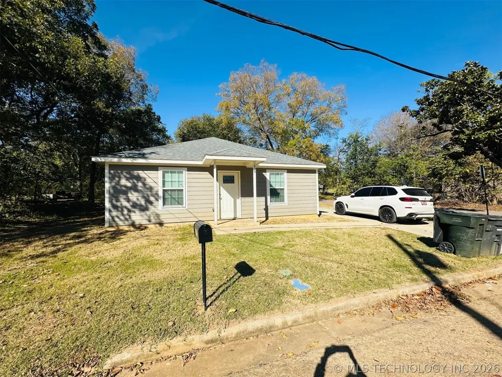 609 NE 4th Avenue Durant, OK 74701