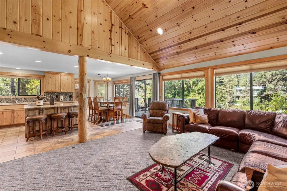 9864 East Leavenworth Road Leavenworth, WA 98826