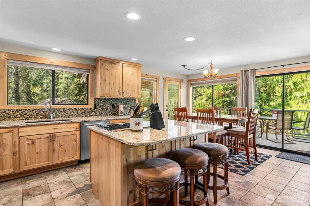 9864 East Leavenworth Road Leavenworth, WA 98826