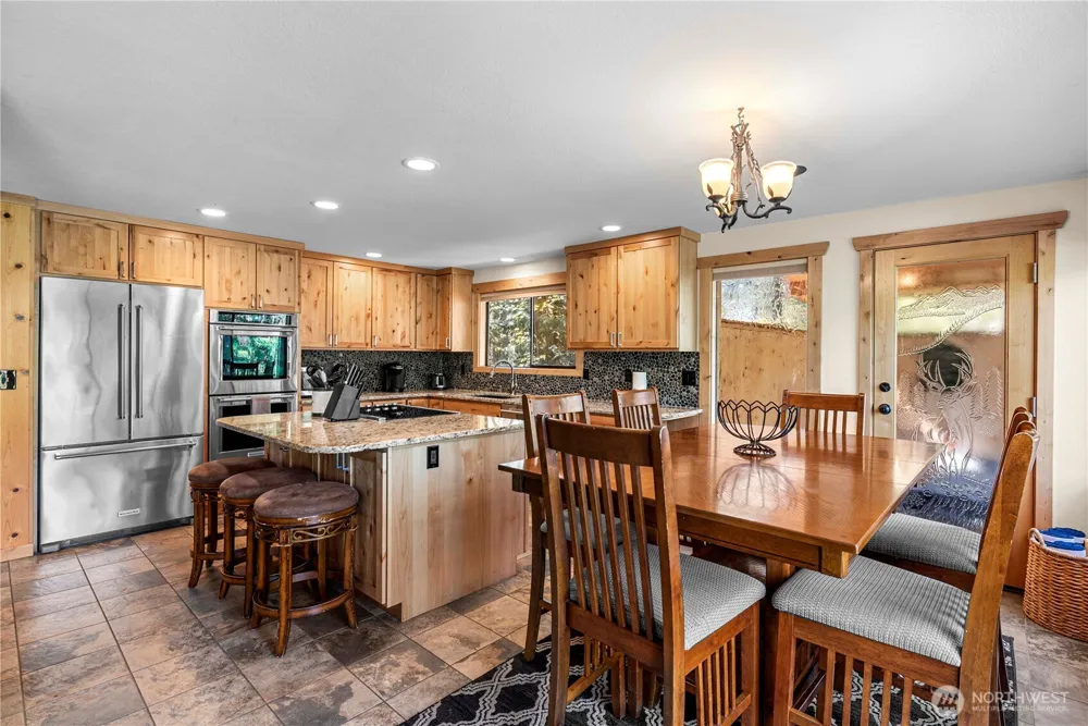 9864 East Leavenworth Road Leavenworth, WA 98826
