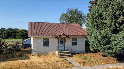 112 E Lind Street