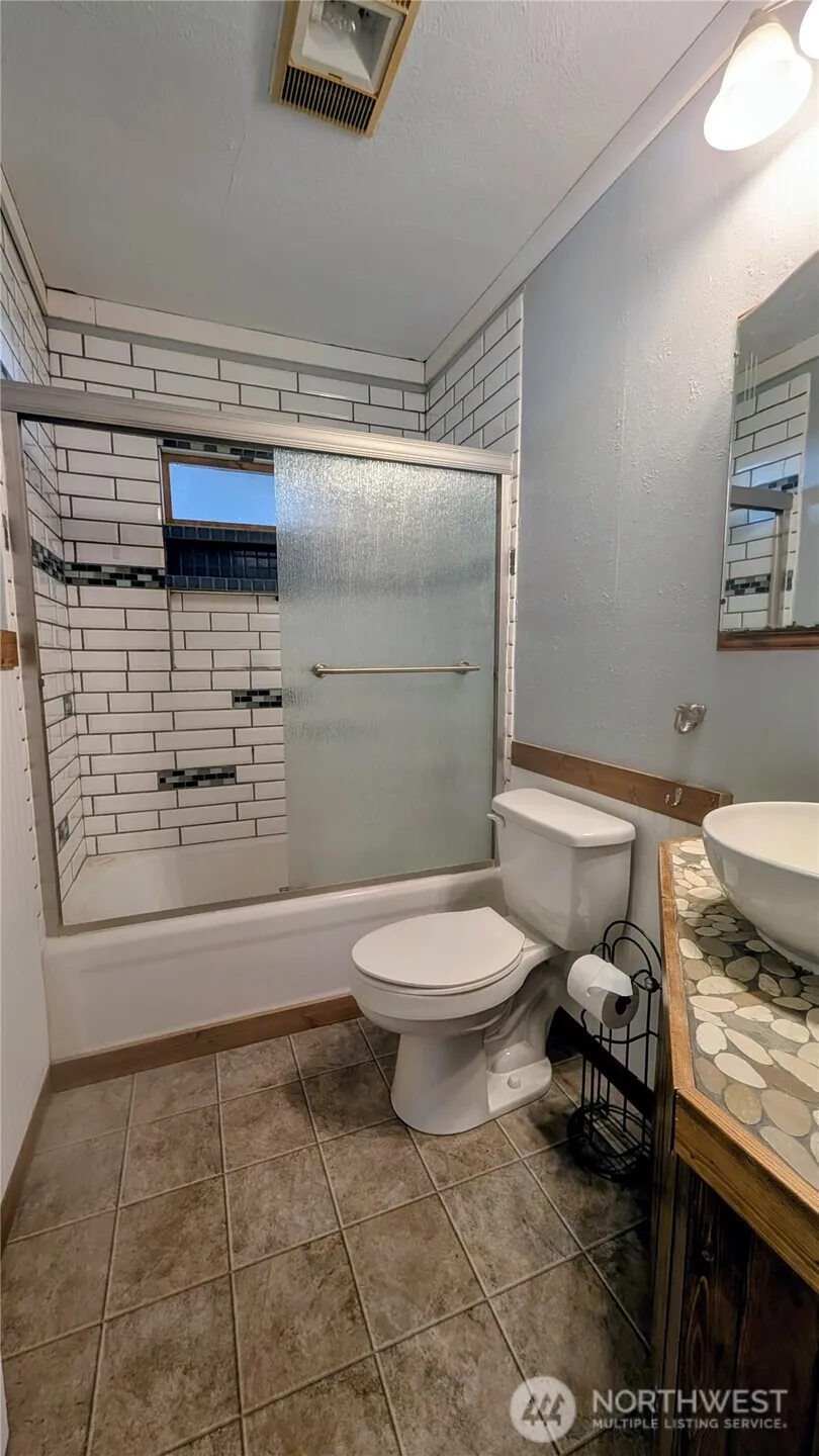112 E Lind Street Lind, WA 99341