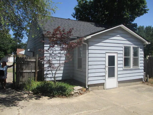 258 Floyd Street SW Wyoming City, MI 49548