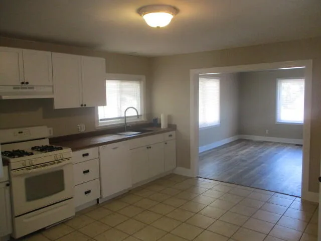 258 Floyd Street SW Wyoming City, MI 49548