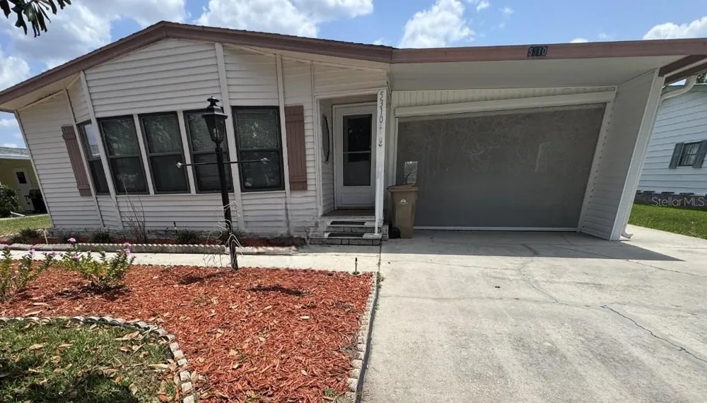 5310 TIGERS TAIL Leesburg, FL 34748