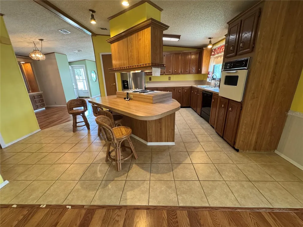 5310 TIGERS TAIL Leesburg, FL 34748