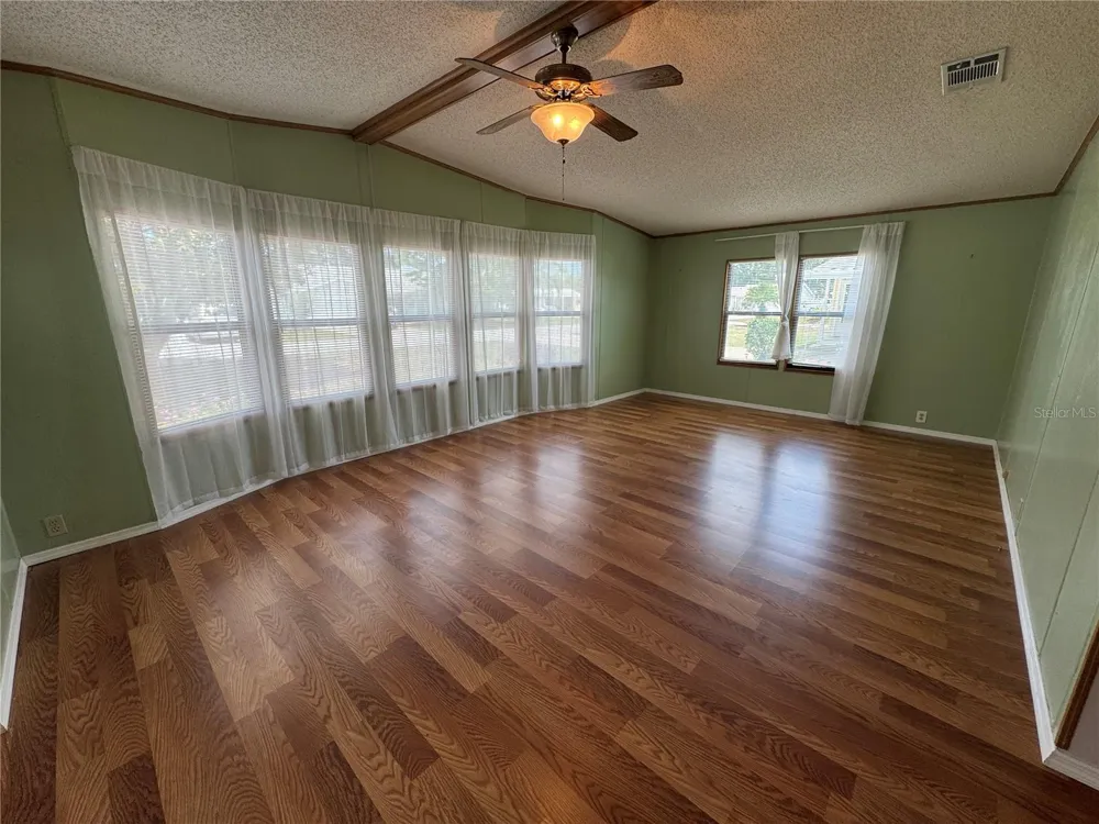 5310 TIGERS TAIL Leesburg, FL 34748