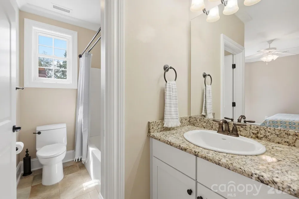 3210 Lake Shore Road S Denver, NC 28037
