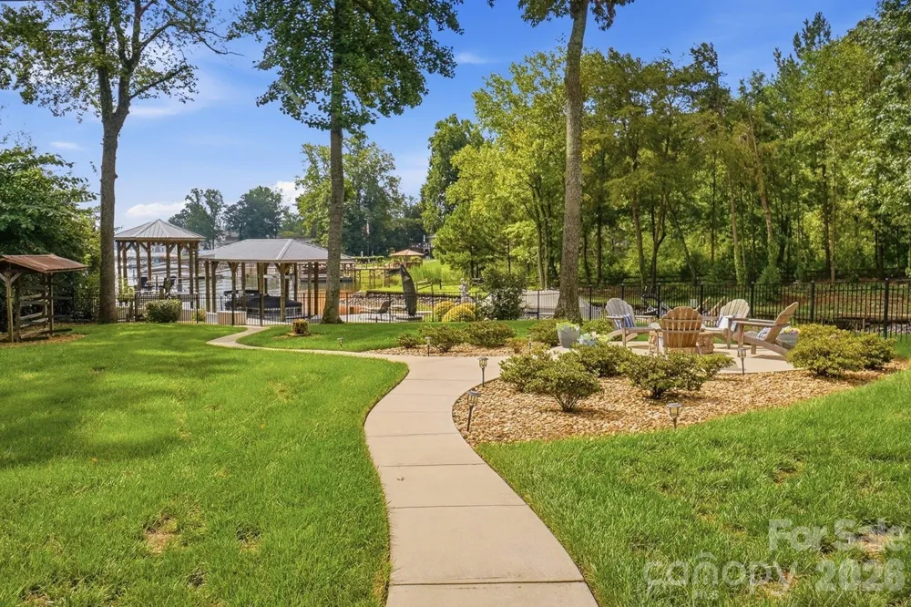 3210 Lake Shore Road S Denver, NC 28037