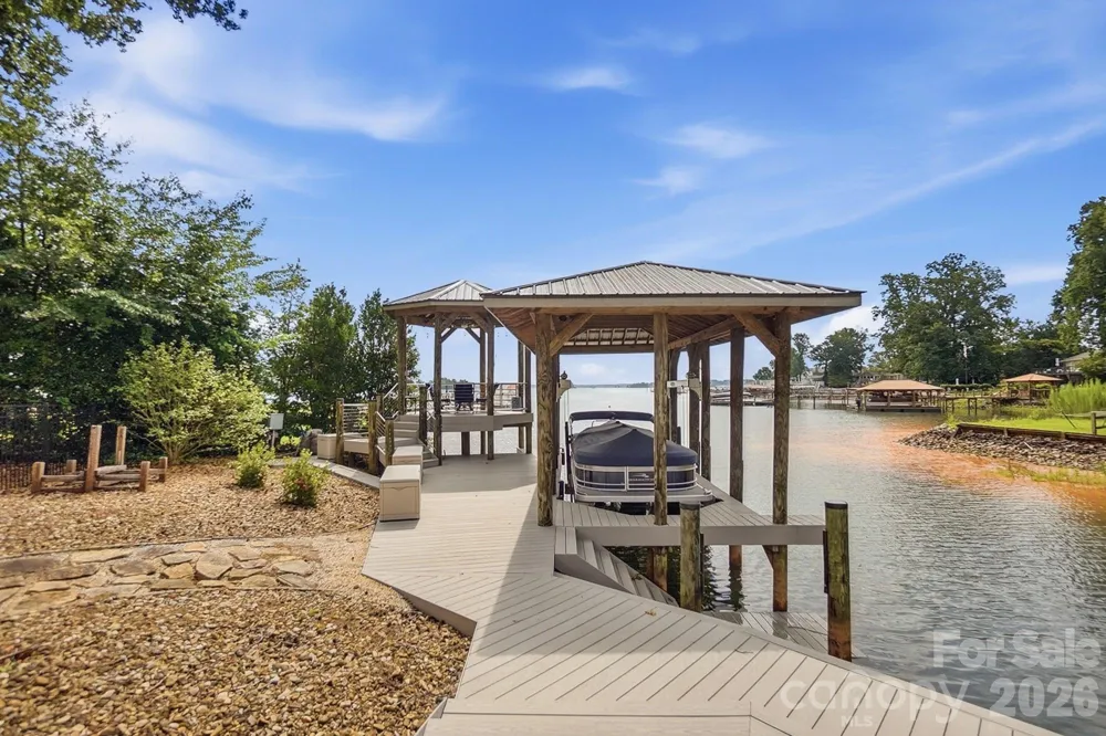 3210 Lake Shore Road S Denver, NC 28037
