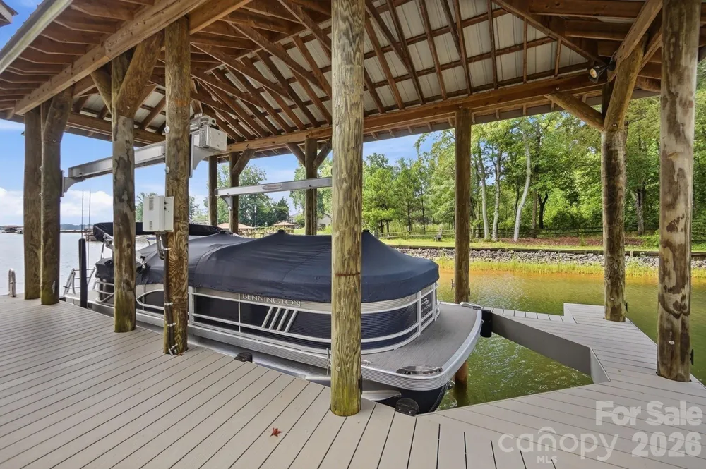 3210 Lake Shore Road S Denver, NC 28037