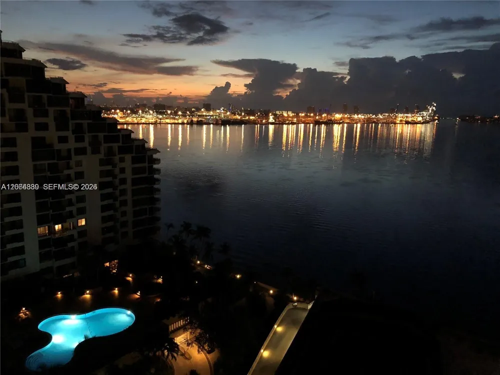 770 Claughton Island Dr #1911 Miami, FL 33131