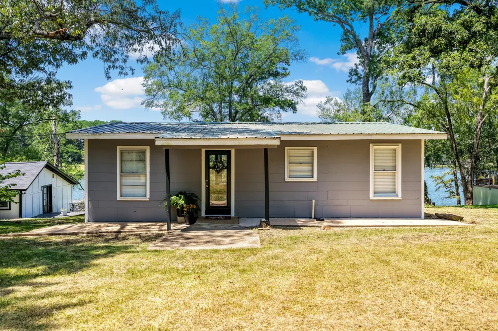 597 Naples #54 Omaha, TX 75571