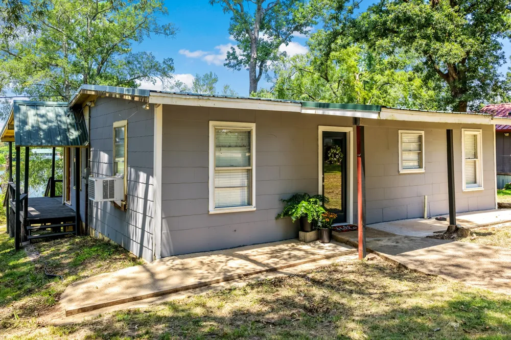 597 Naples #54 Omaha, TX 75571