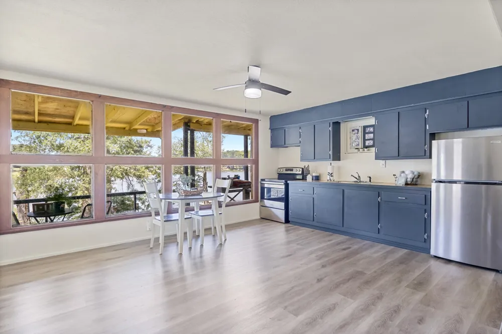 597 Naples #54 Omaha, TX 75571