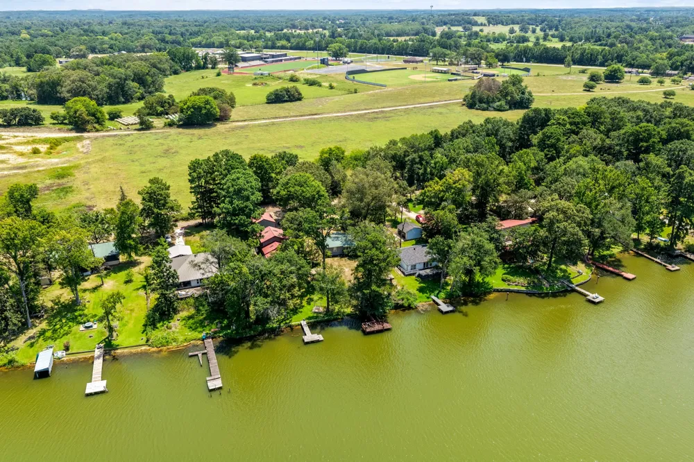 597 Naples #54 Omaha, TX 75571