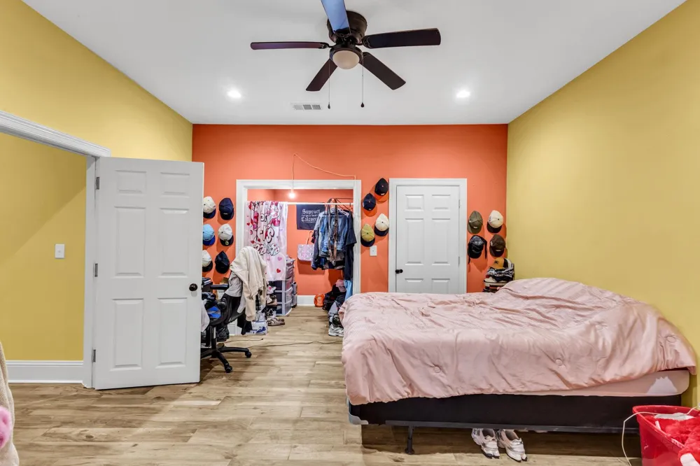 341 12th St Port Arthur, TX 77640
