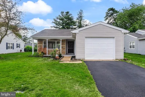 109 HUNTINGTON DRIVE