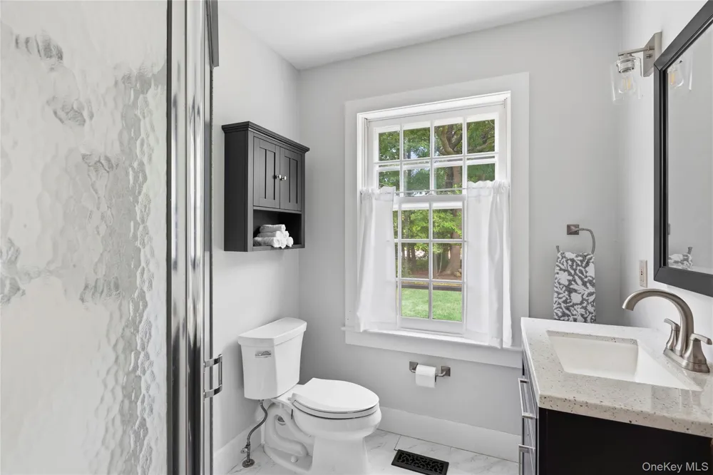9 Aberdeen Lane Southampton, NY 11968
