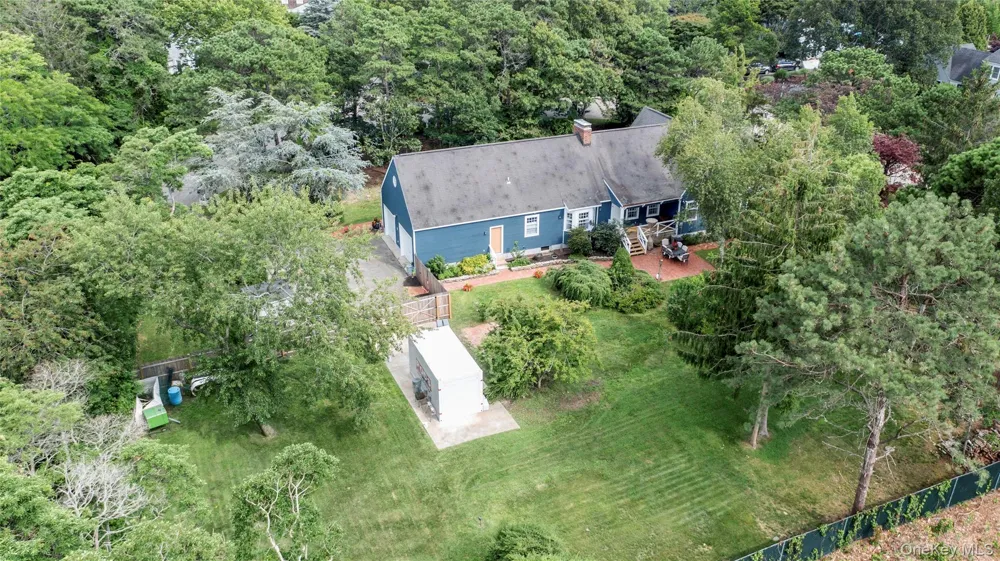 9 Aberdeen Lane Southampton, NY 11968