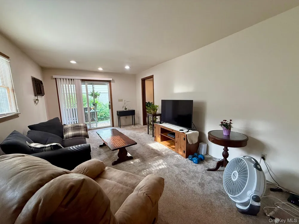 11 3rd Street #1 Glen Cove, NY 11542